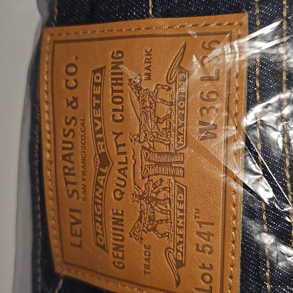 Levi's 541 Athletic Taper Jeans - Picture 5 of 6